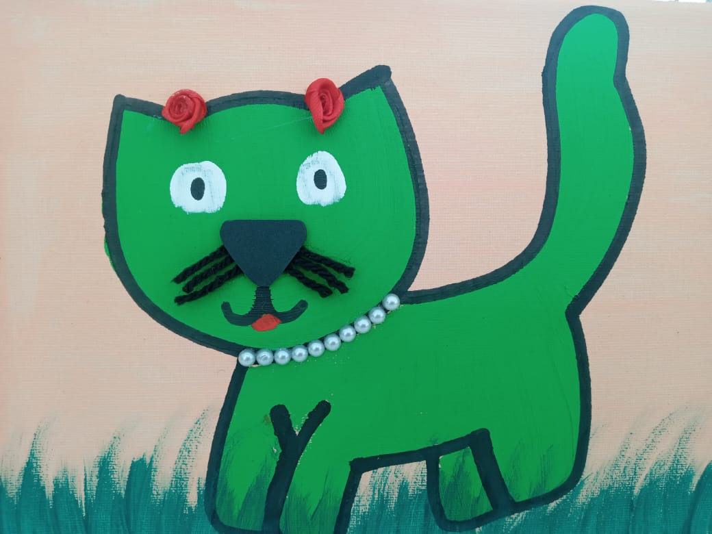 Isabella Marreiro Araújo - Era uma vez um gato verde. Ficou curioso com as sombras na parede. 